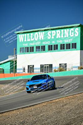 media/Oct-18-2025-Extreme Speed (Sat) [[d6d7e1fef1]]/Group 5/Session 1 (Turn 4)/